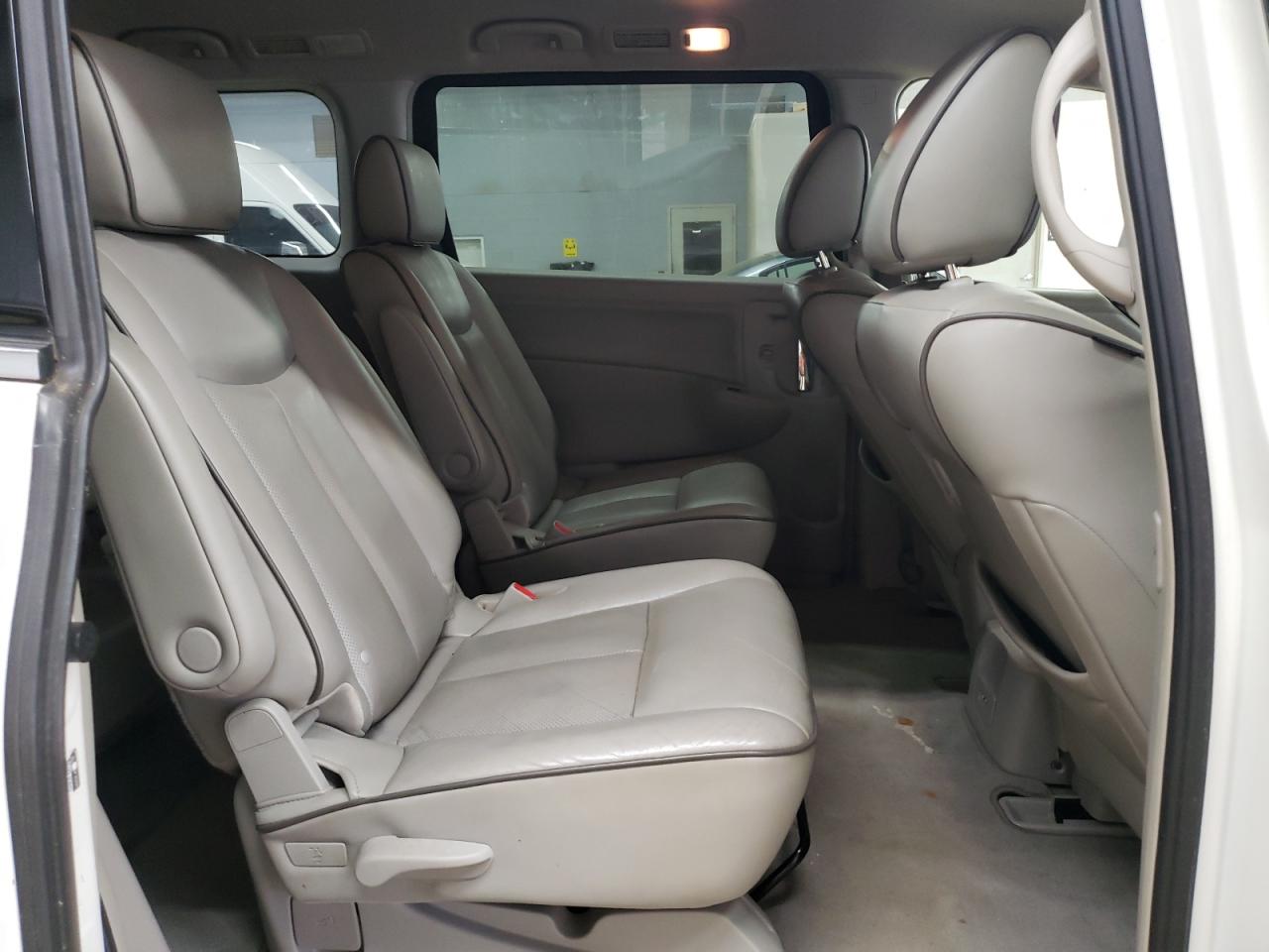 JN8AE2KP8E9104321 2014 Nissan Quest S