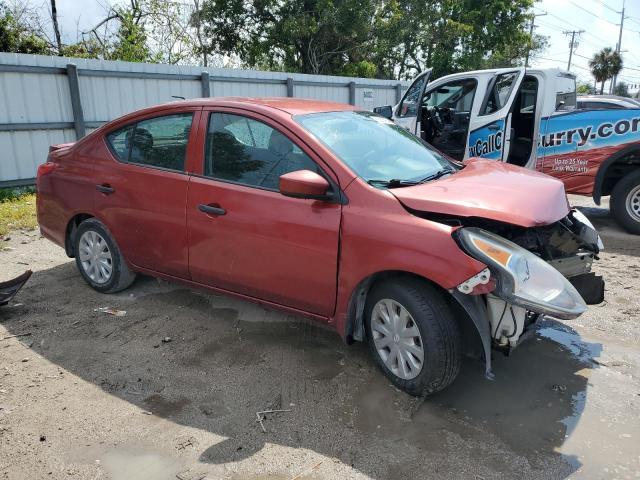  NISSAN VERSA 2016 Красный