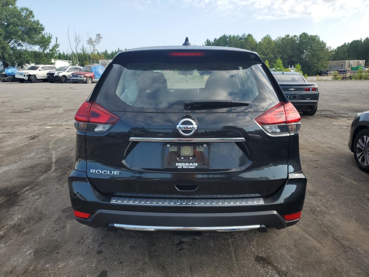 2017 Nissan Rogue S VIN: JN8AT2MT7HW406205 Lot: 68822094