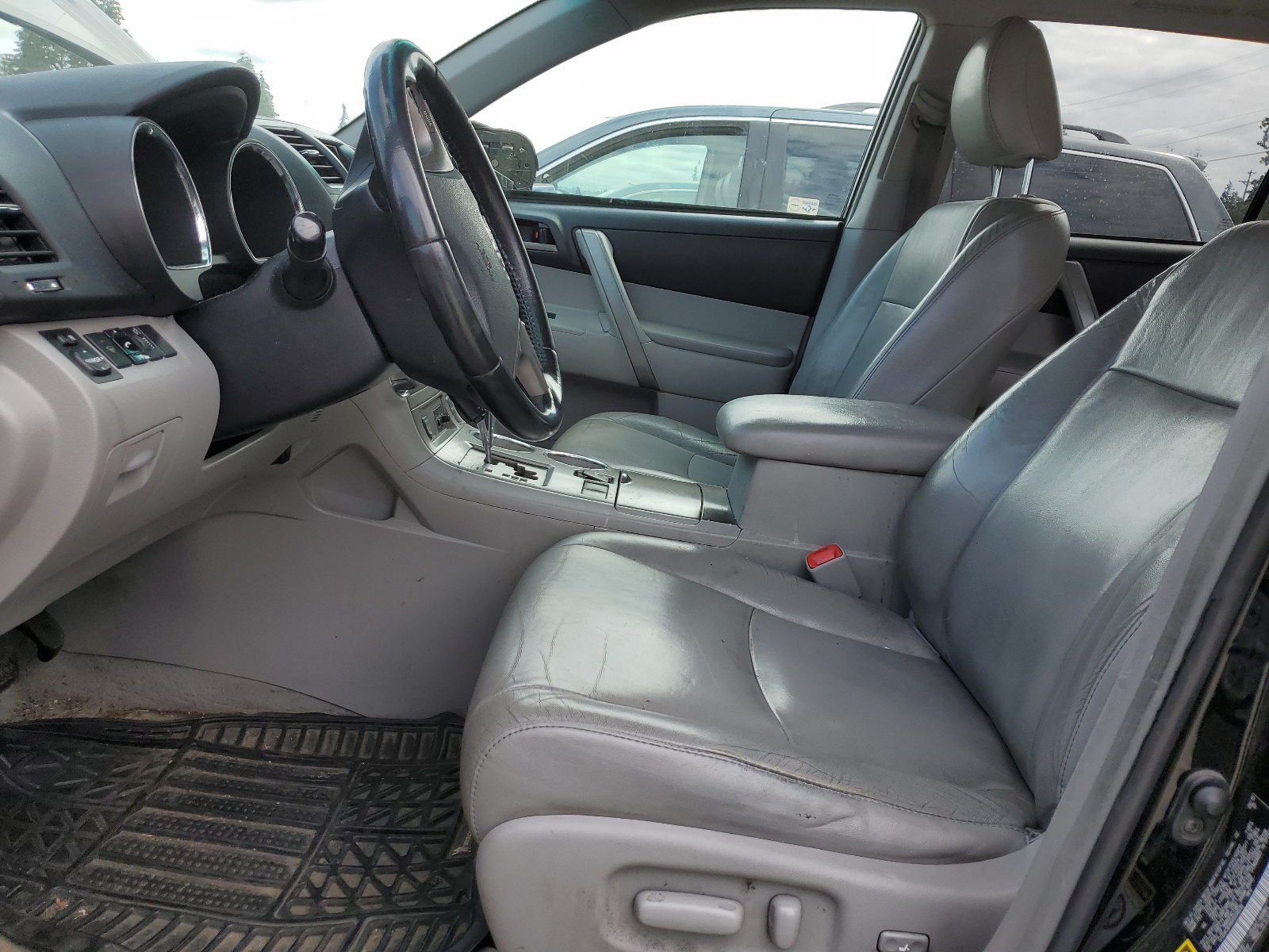 5TDJK3EH6AS038538 2010 Toyota Highlander Se