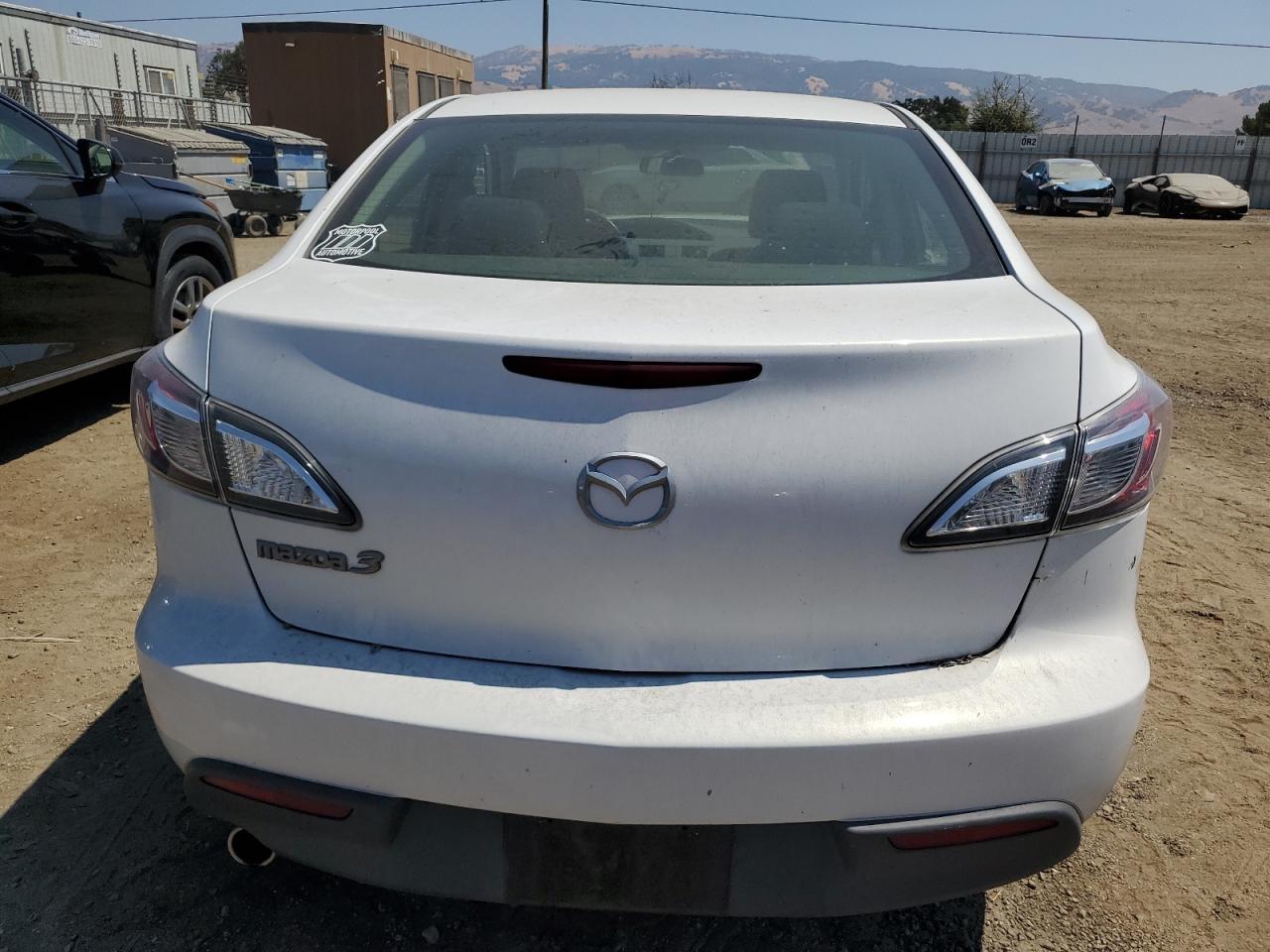 2011 Mazda 3 I VIN: JM1BL1VG6B1430155 Lot: 66824194