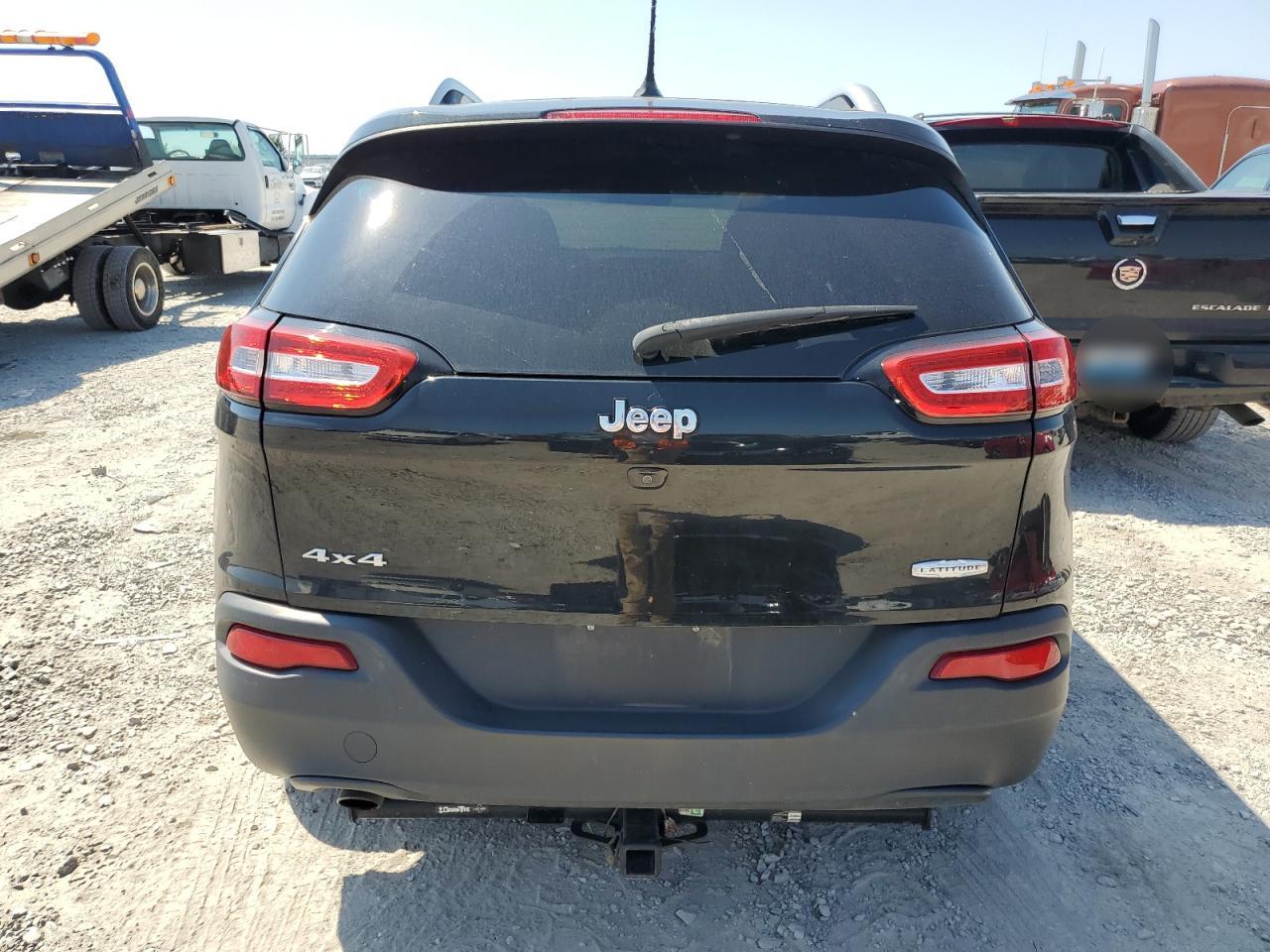 2016 Jeep Cherokee Latitude VIN: 1C4PJMCB3GW162180 Lot: 67679824