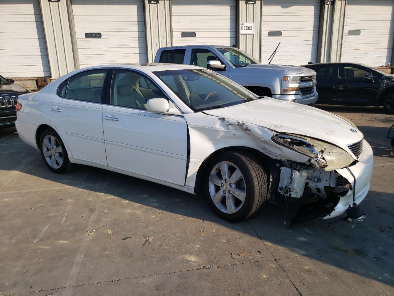 2005 Lexus Es 330 VIN: JTHBA30G155118281 Lot: 69315814