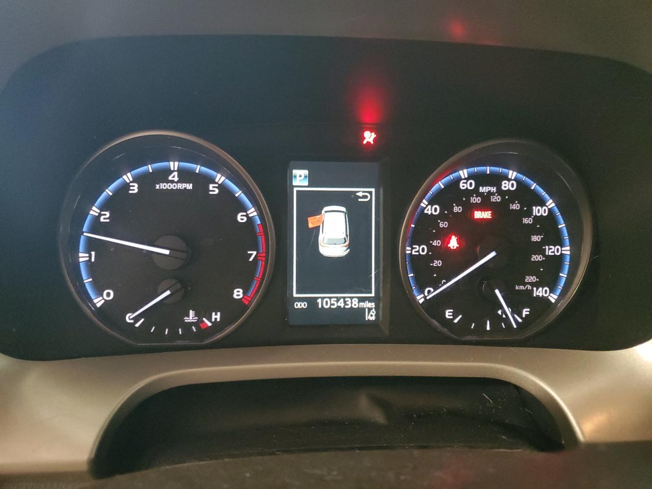 2017 Toyota Rav4 Xle VIN: 2T3RFREV1HW640773 Lot: 64700894