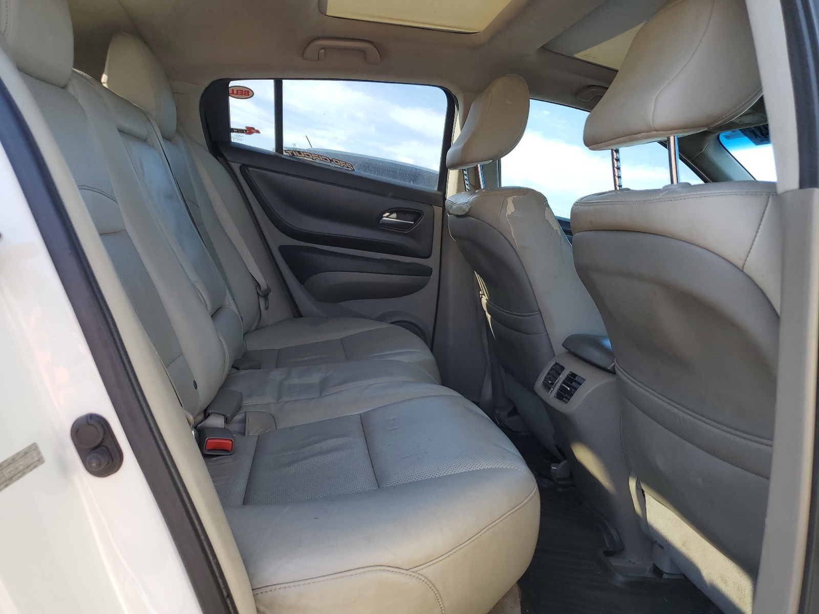 2HNYB1H61AH500719 2010 Acura Zdx Advance