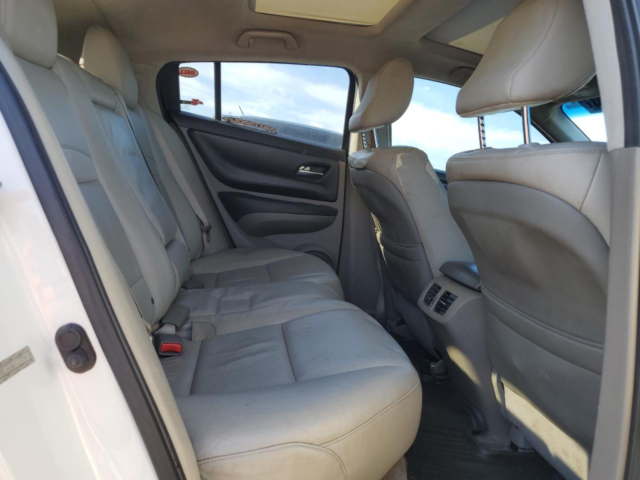 2010 Acura Zdx Advance VIN: 2HNYB1H61AH500719 Lot: 65076704