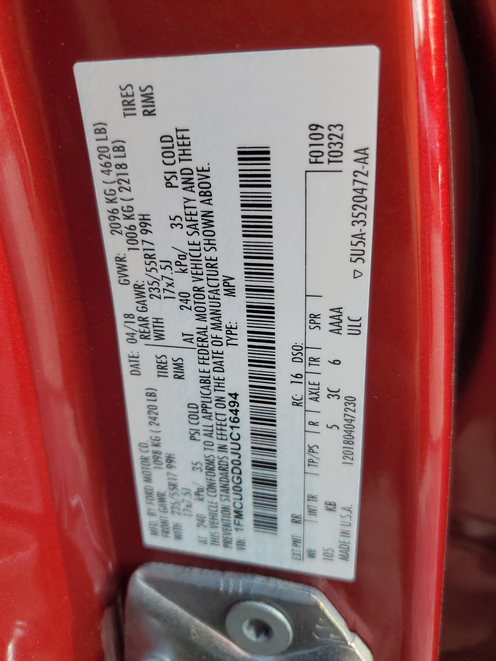 1FMCU0GD0JUC16494 2018 Ford Escape Se