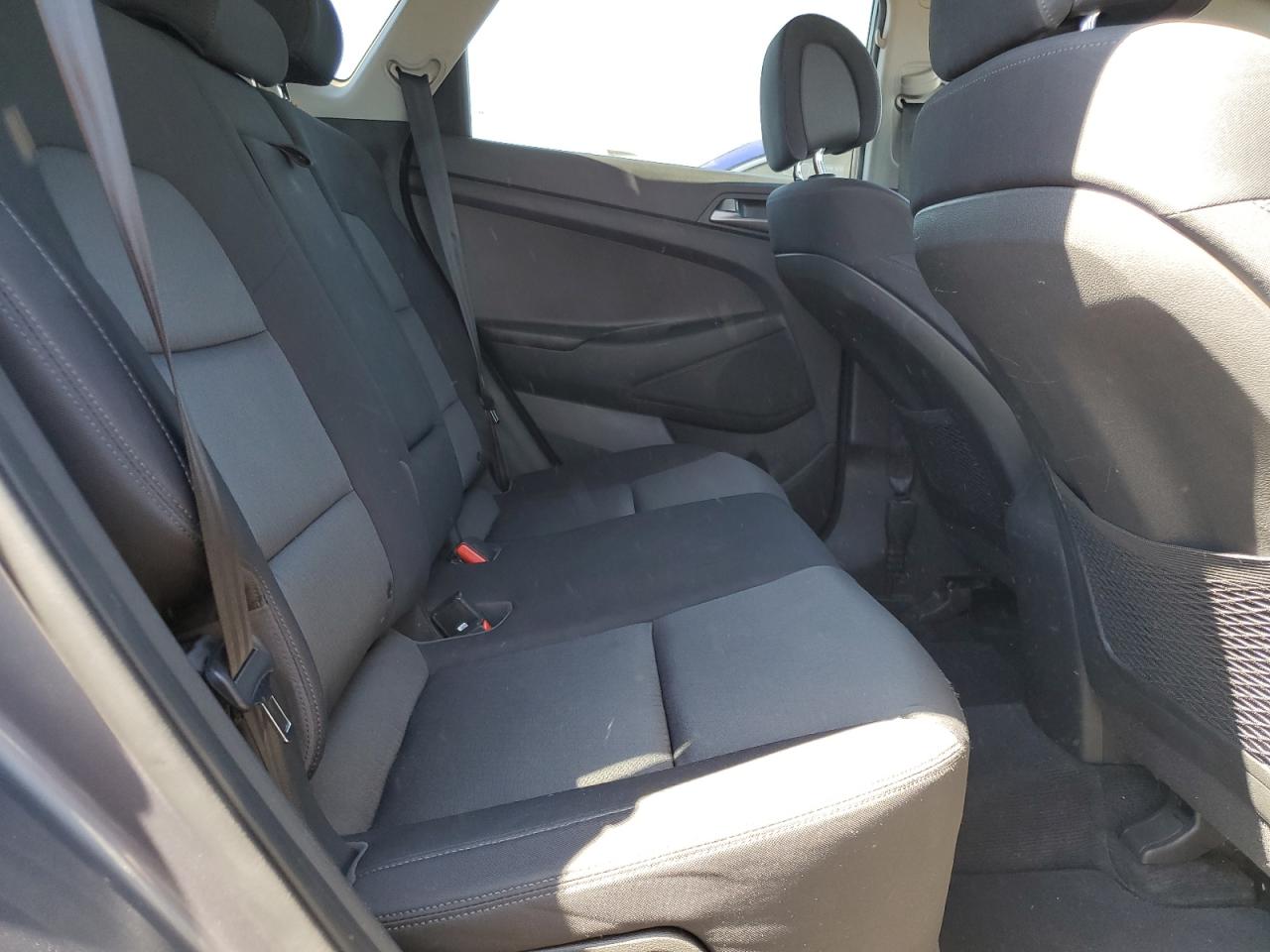 2017 Hyundai Tucson Limited VIN: KM8J33A40HU550281 Lot: 68191094