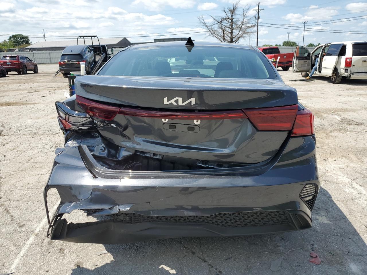 3KPF24AD6PE685510 2023 Kia Forte Lx