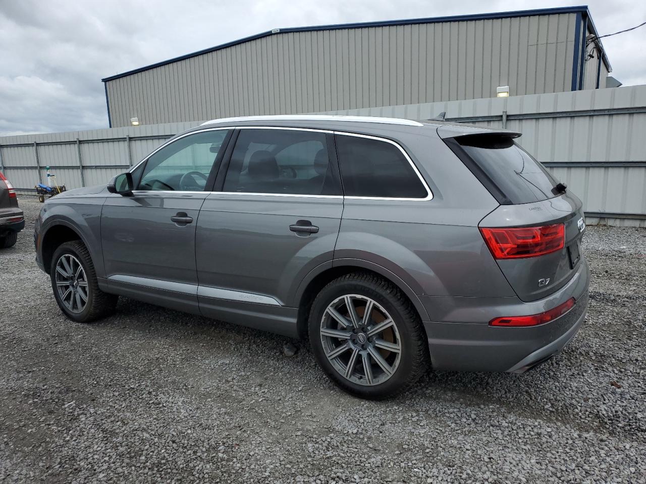 WA1VAAF74HD009439 2017 AUDI Q7 - Image 2