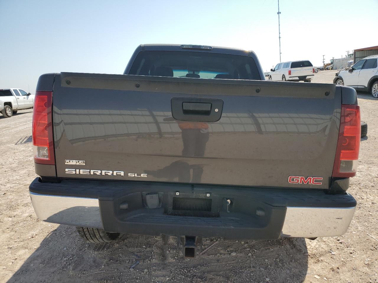 3GTP1VE03BG280884 2011 GMC Sierra C1500 Sle