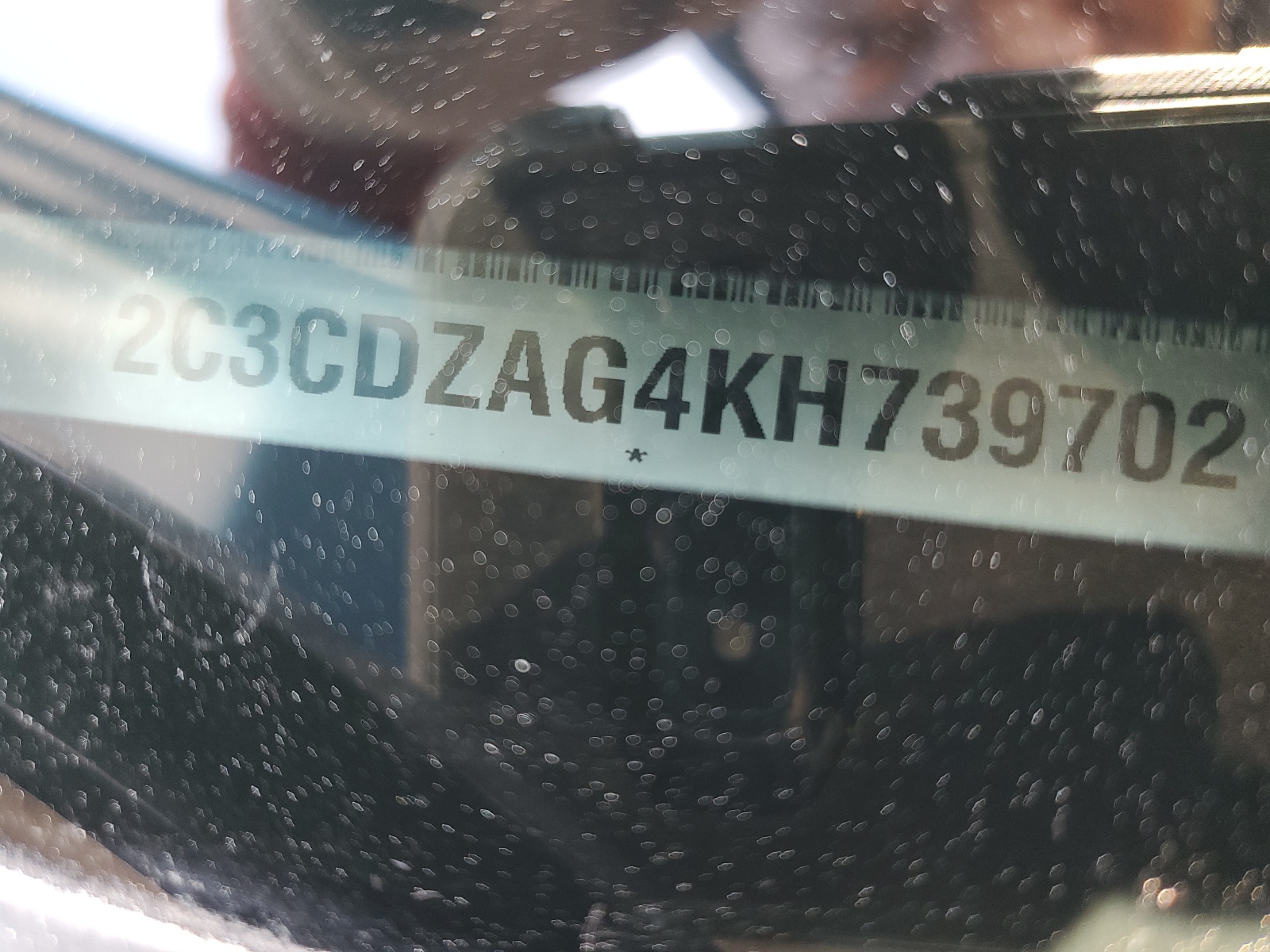 2C3CDZAG4KH739702 2019 Dodge Challenger Sxt