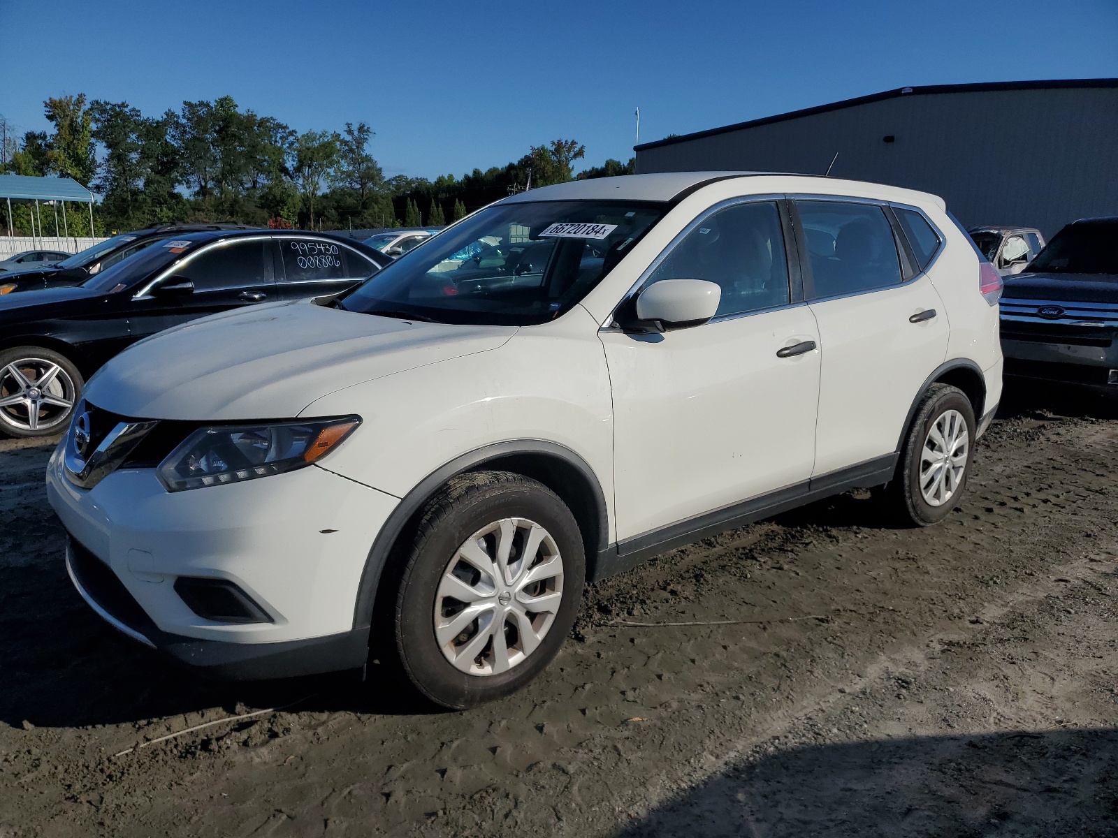 2016 Nissan Rogue S vin: JN8AT2MT6GW010037