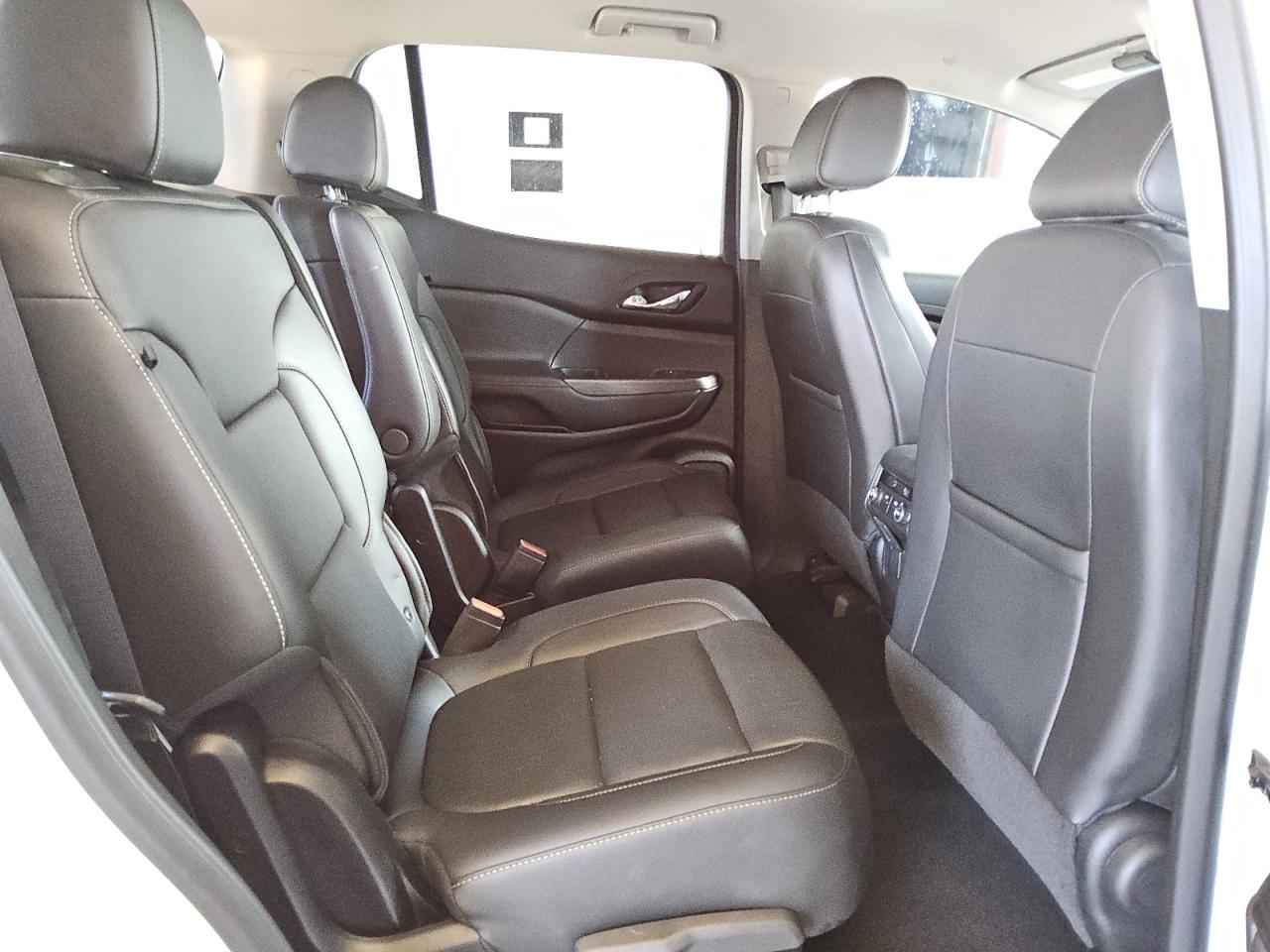 2023 GMC Acadia Slt VIN: 1GKKNML48PZ174330 Lot: 67566434