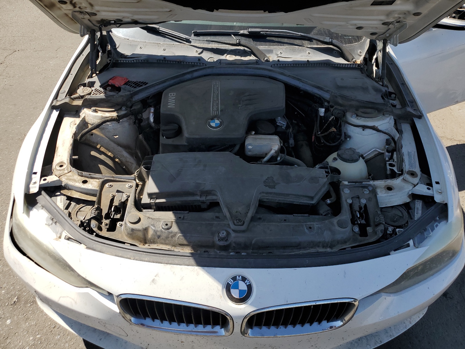 WBA3B1C57EPV79097 2014 BMW 320 I
