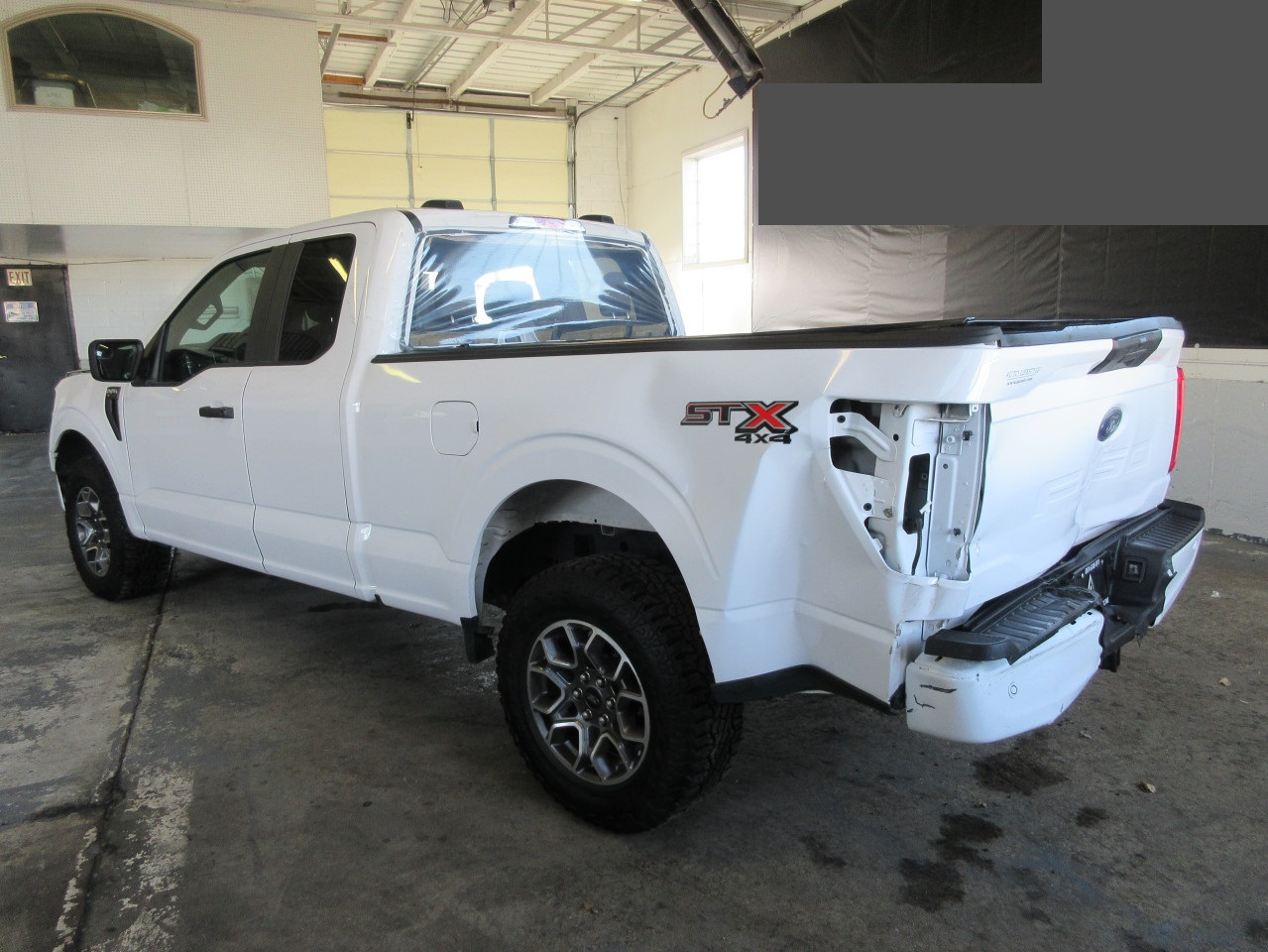 2021 Ford F150 Super Cab vin: 1FTFX1E51MKD73395