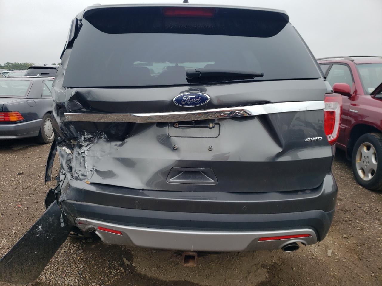 1FM5K8D82HGC53284 2017 Ford Explorer Xlt