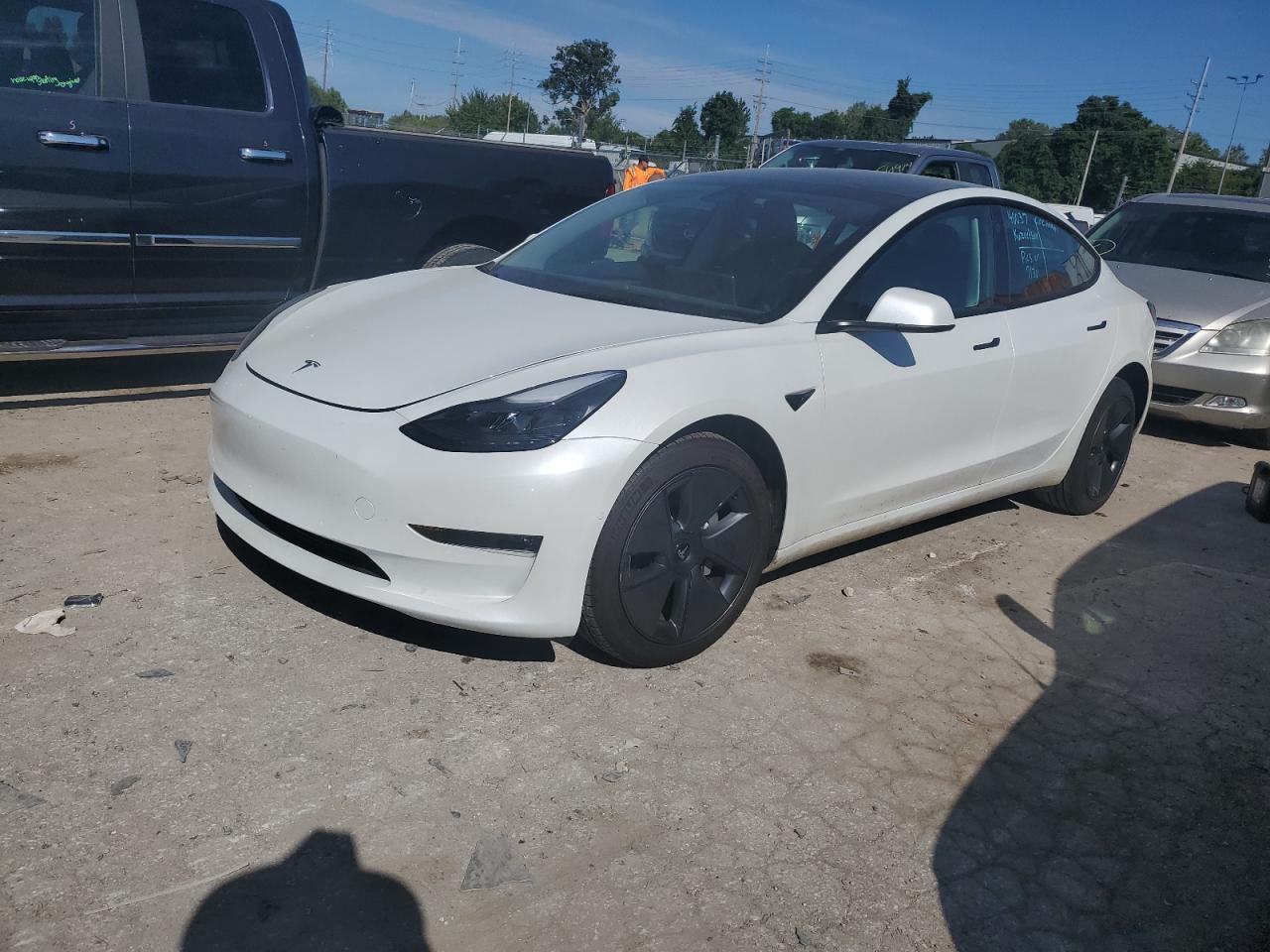 5YJ3E1EB5NF272387 2022 TESLA MODEL 3 - Image 1