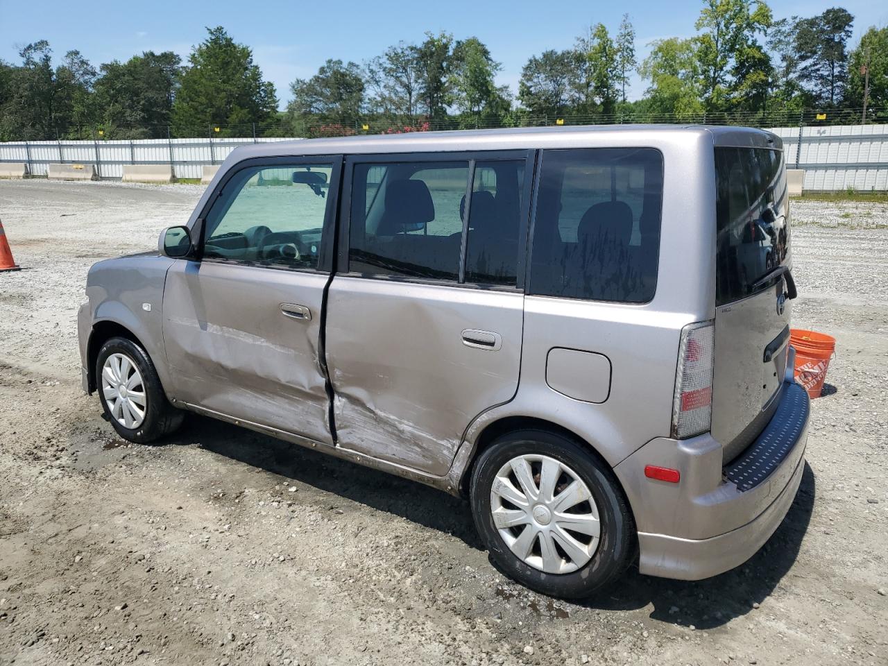 JTLKT324150219935 2005 Toyota Scion Xb