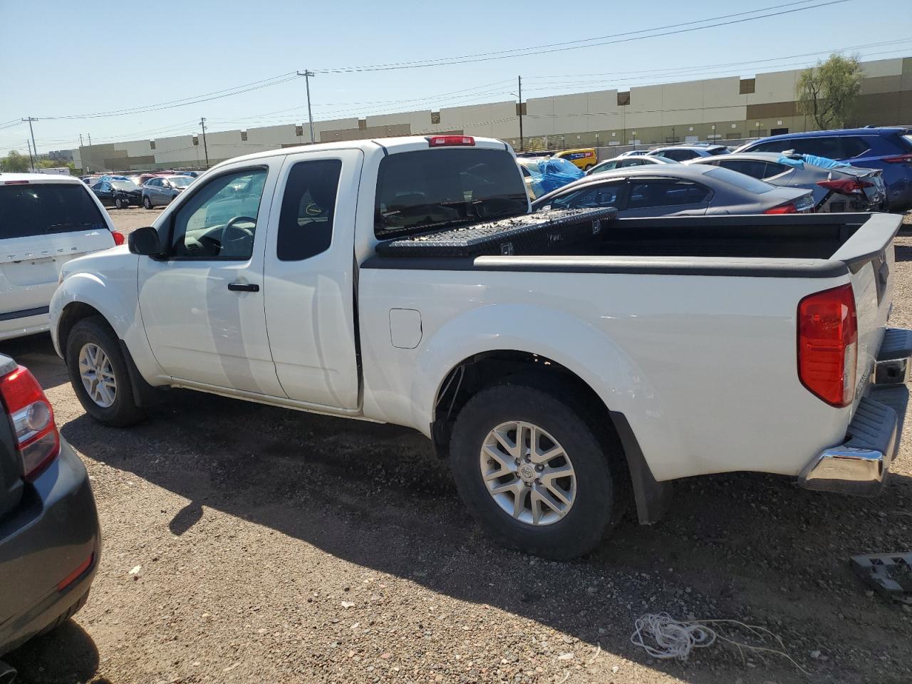 1N6AD0CW0KN743561 2019 NISSAN NAVARA - Image 2