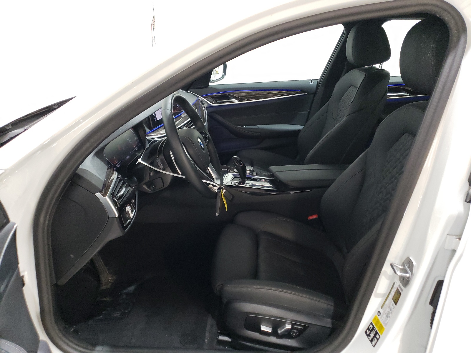 WBA13BJ06PWY21288 2023 BMW 530 Xi