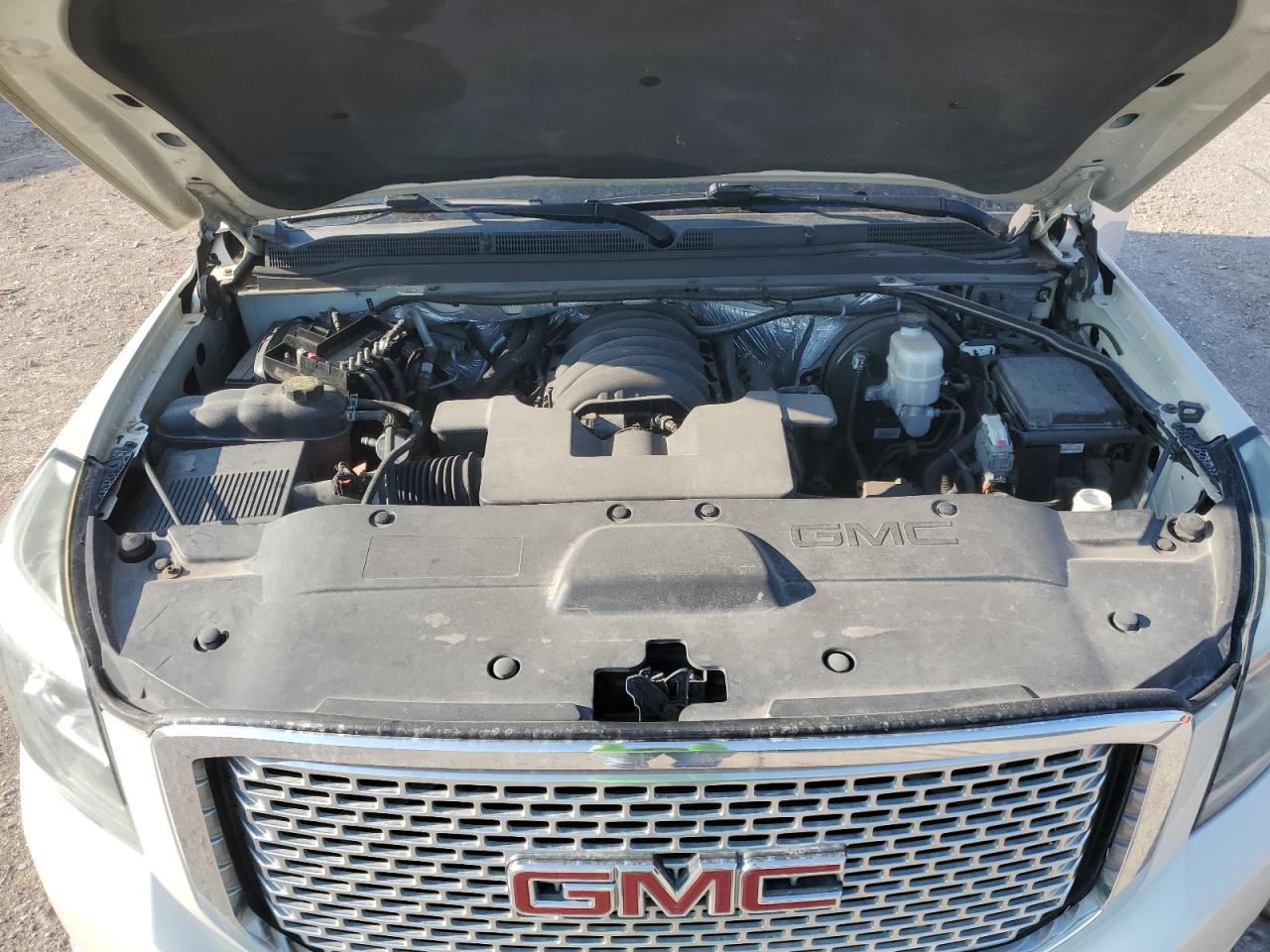 1GKS1CKJ0FR530006 2015 GMC Yukon Denali