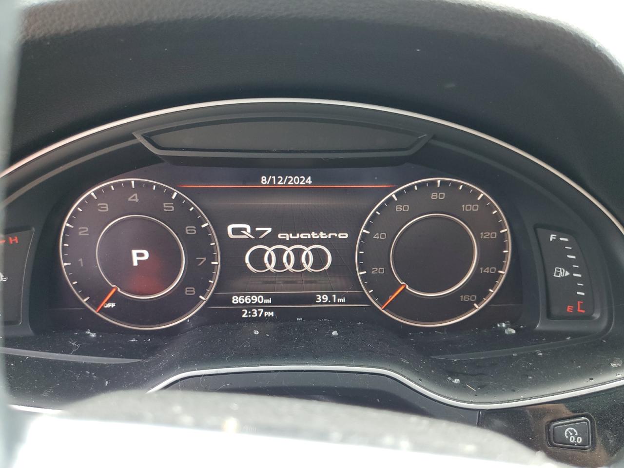 WA1VAAF75JD052063 2018 Audi Q7 Prestige