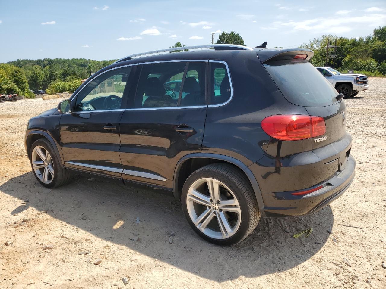 WVGAV7AX7GW018590 2016 VOLKSWAGEN TIGUAN - Image 2