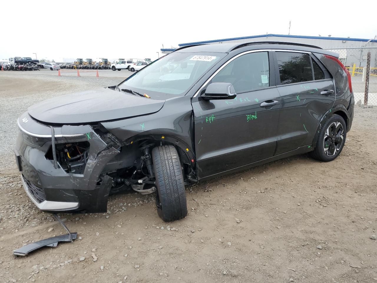 KNDCR3L10P5028421 2023 KIA NIRO - Image 1