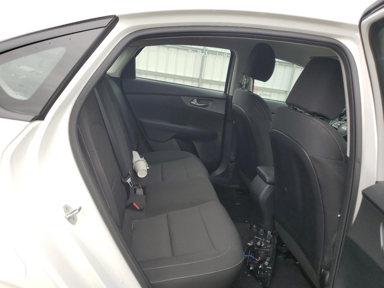 2019 Kia Forte Fe VIN: 3KPF24AD6KE135698 Lot: 66020504