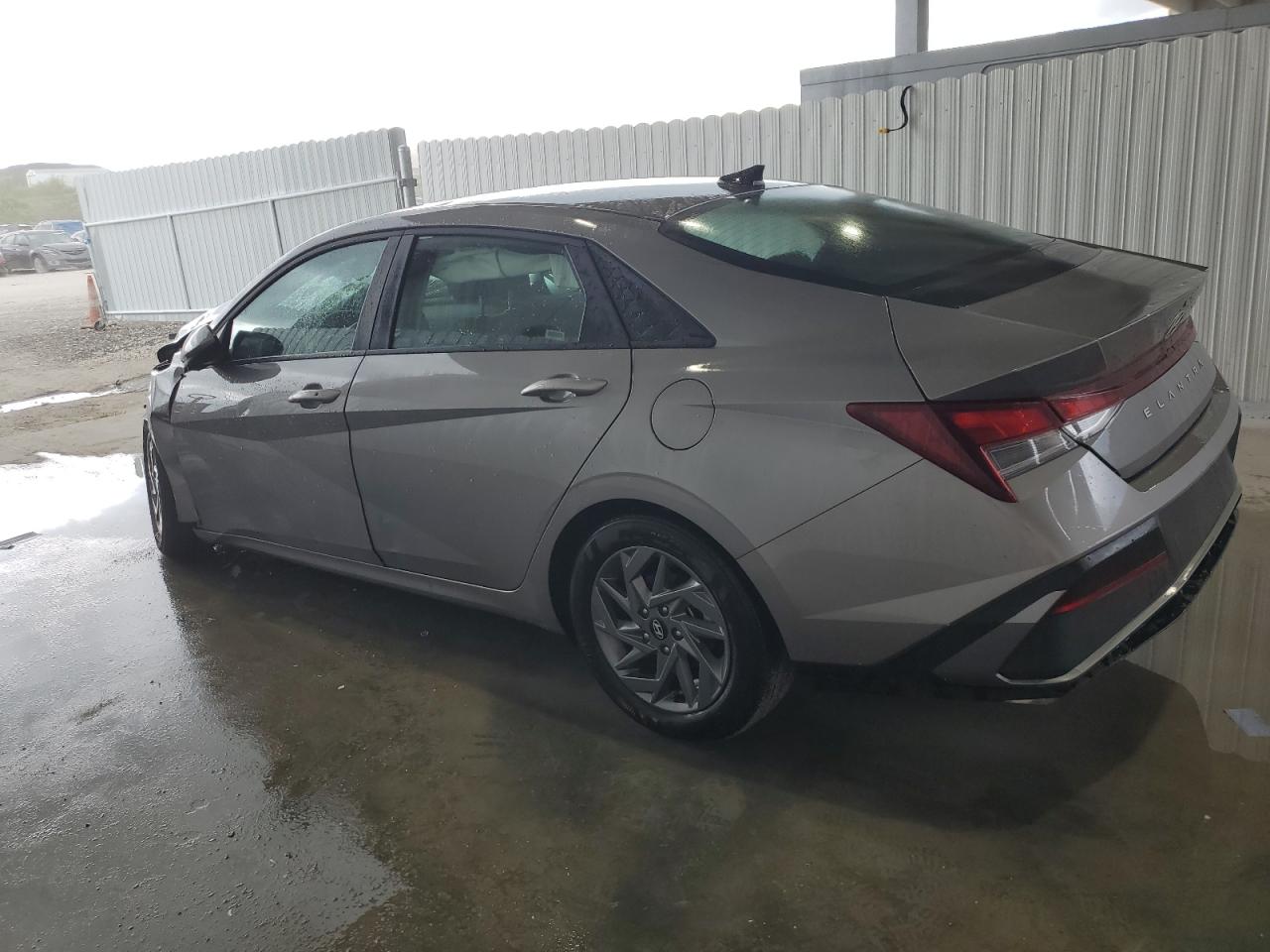 KMHLM4DG6RU660674 2024 HYUNDAI ELANTRA - Image 2