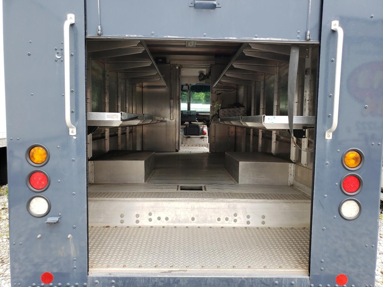 2021 Freightliner Chassis M Line Walk-In Van VIN: 4UZAC2GA4MCMM9669 Lot: 67085264