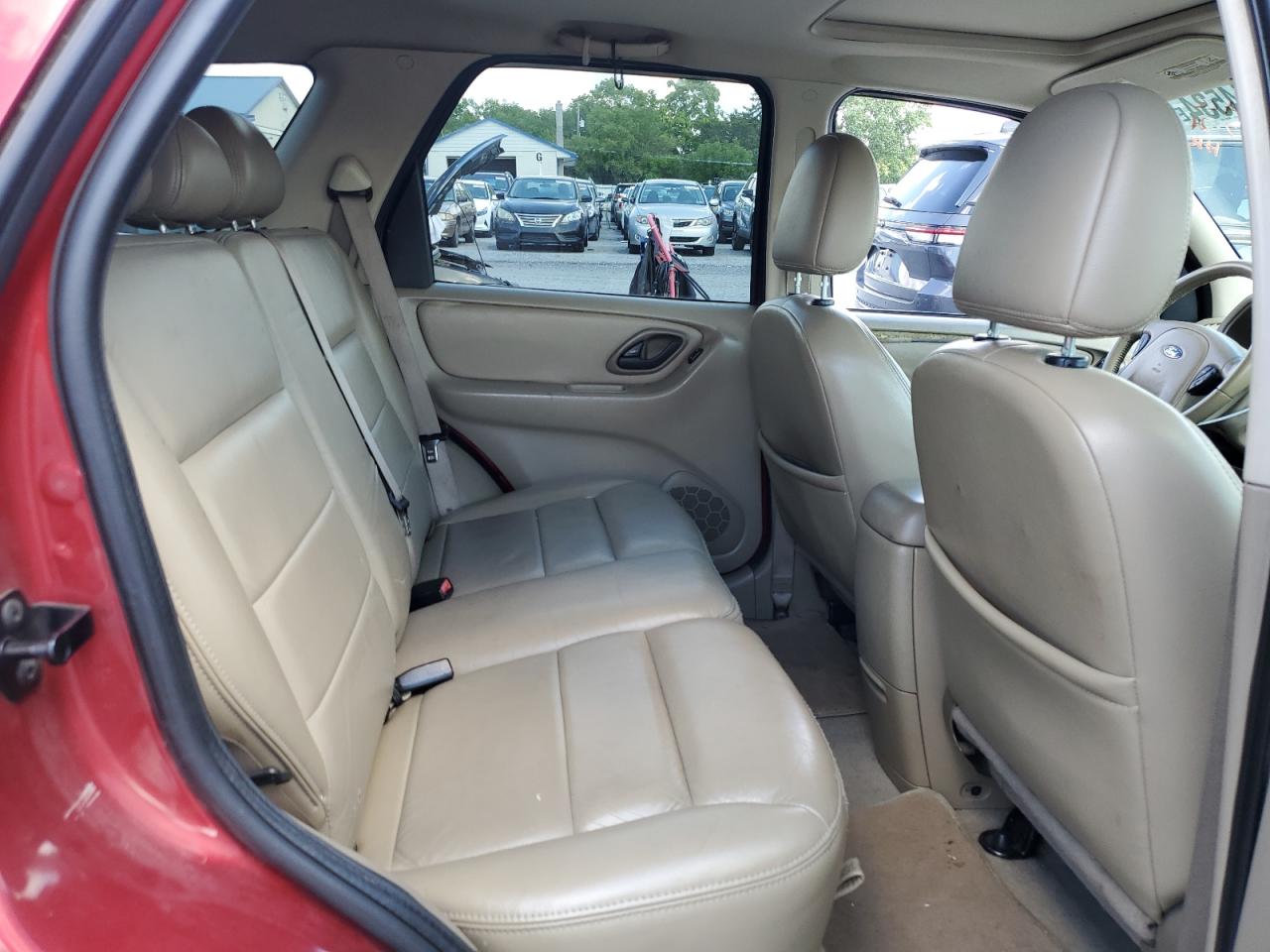 2005 Ford Escape Xlt VIN: 1FMYU93155KA73047 Lot: 67054534