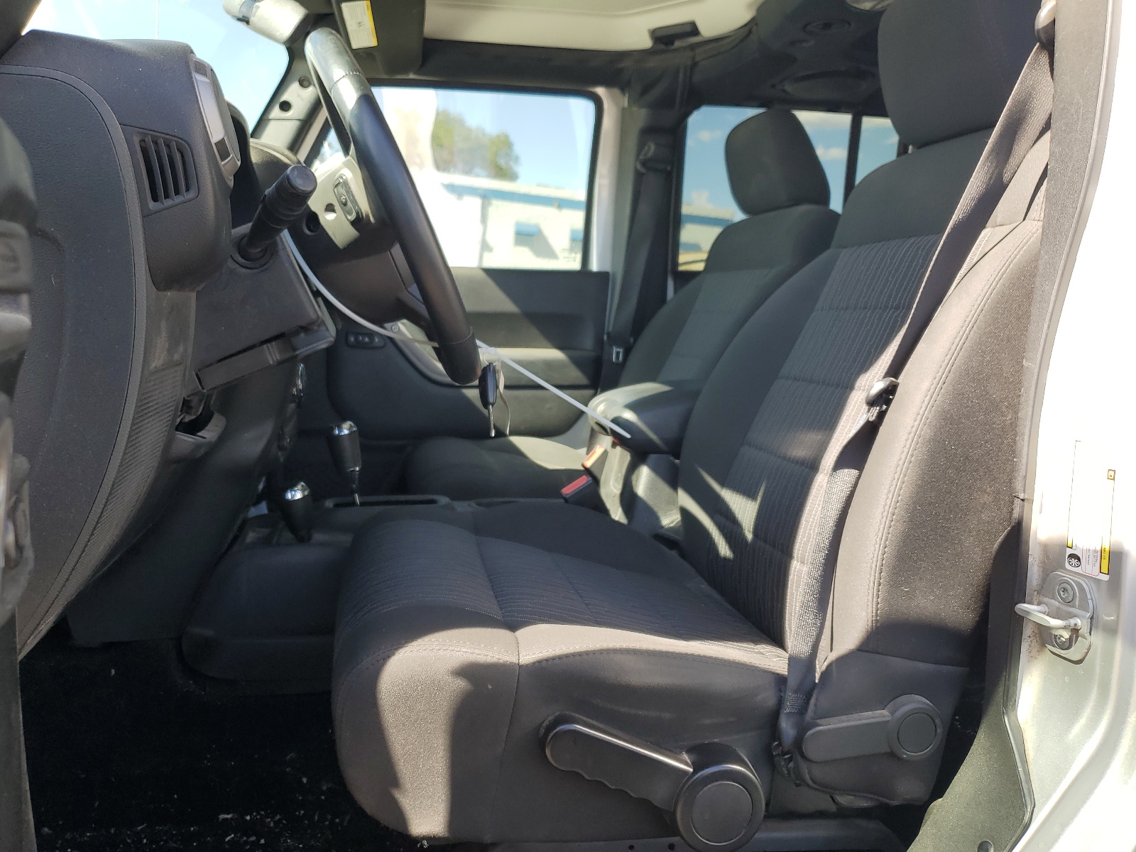 1C4BJWDG9CL259282 2012 Jeep Wrangler Unlimited Sport