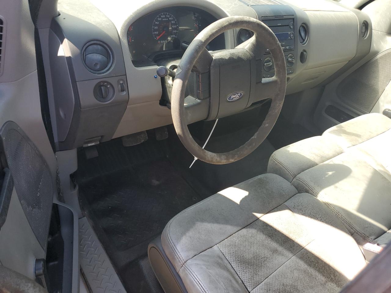 1FTRF12257KA95566 2007 Ford F150 1FTRF12257KA95566 2007 Ford F150