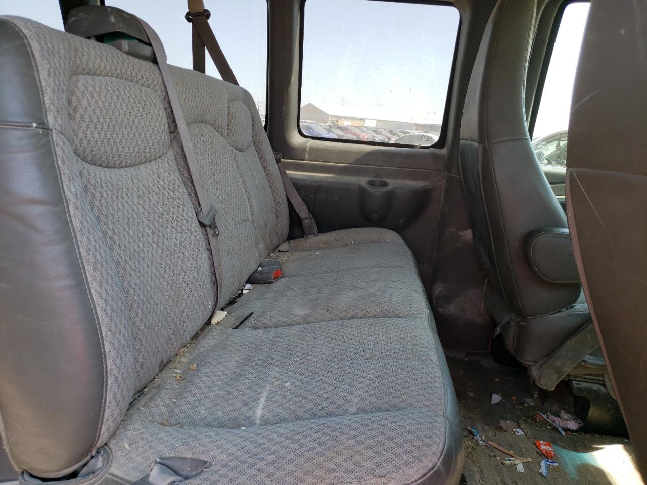 2006 Chevrolet Express G3500 VIN: 1GAHG35U761132454 Lot: 63601604