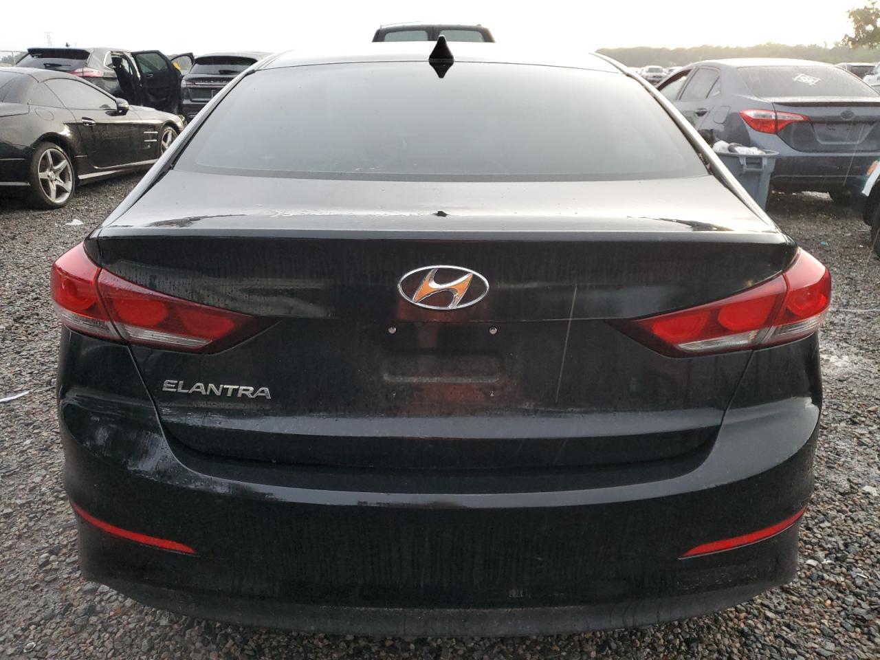 2017 Hyundai Elantra Se VIN: 5NPD84LFXHH025715 Lot: 68318414