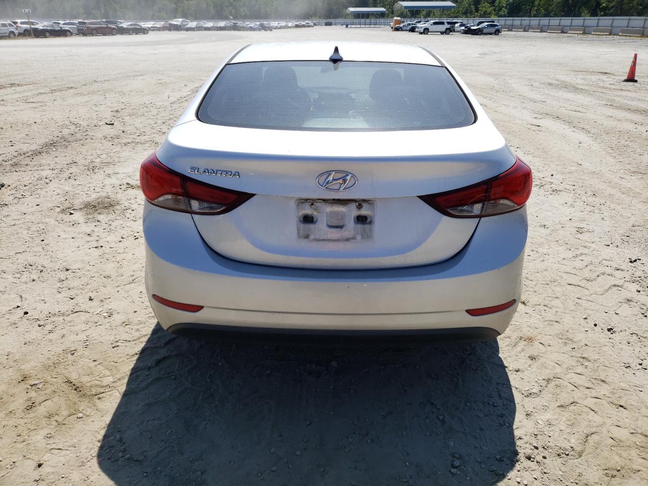 2014 Hyundai Elantra Se VIN: 5NPDH4AE2EH516995 Lot: 68867694