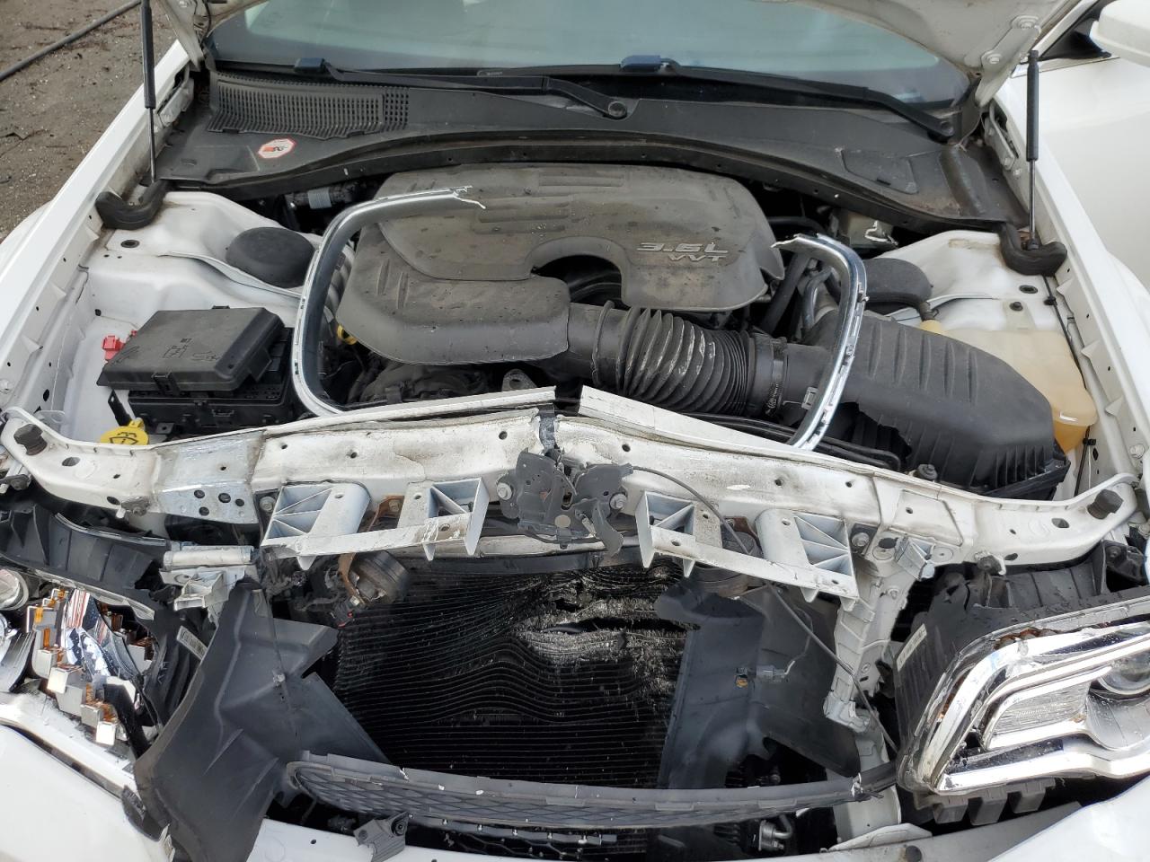 2017 Chrysler 300 Limited VIN: 2C3CCAAG8HH552654 Lot: 67094044