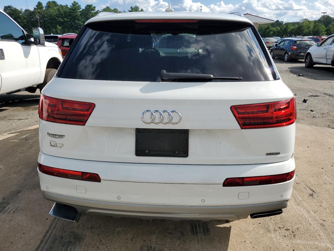 WA1AHAF71HD044739 2017 Audi Q7 Premium