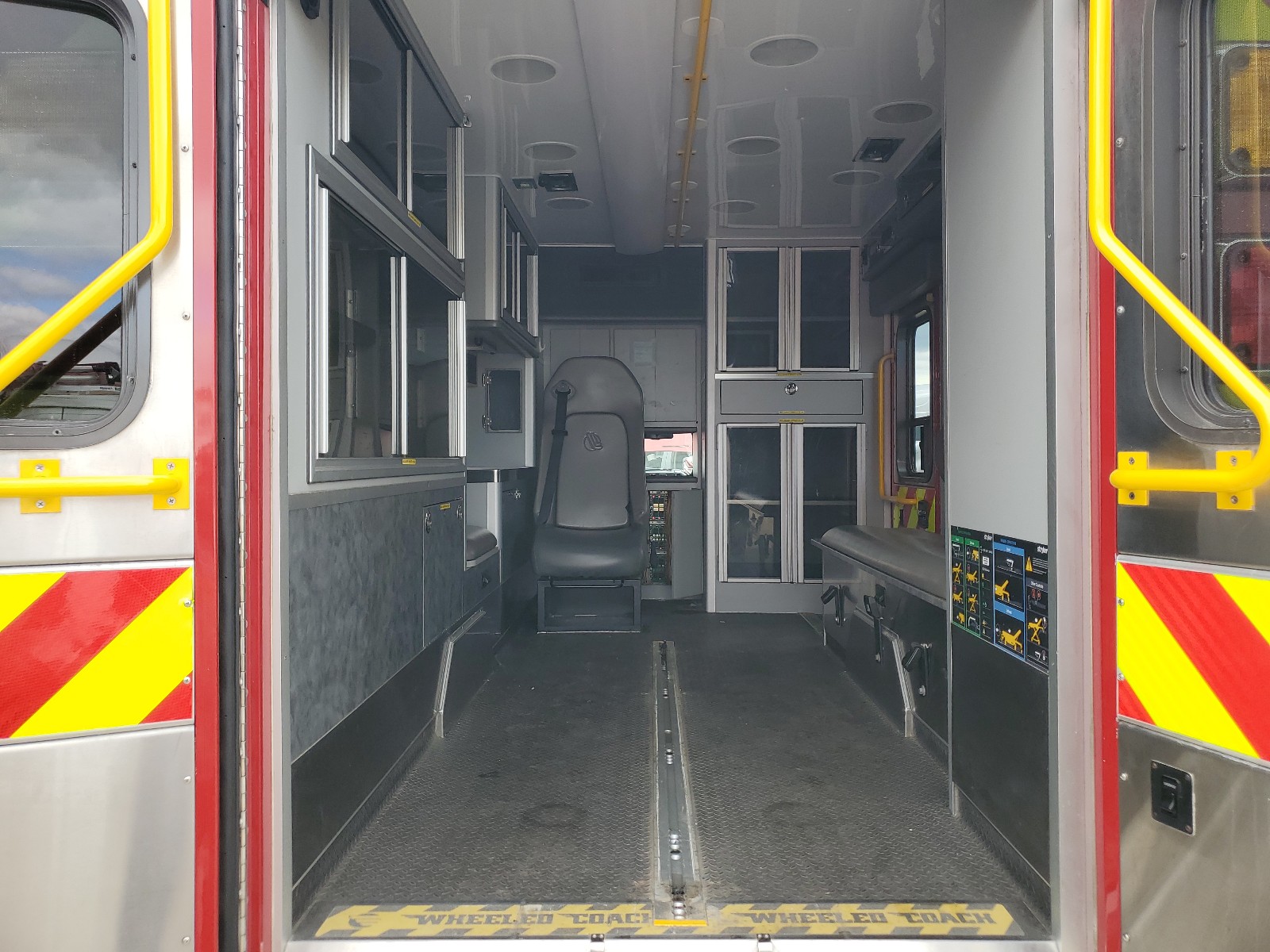 1FDUF4HT9KDA10975 2019 Ford F450 Super Duty