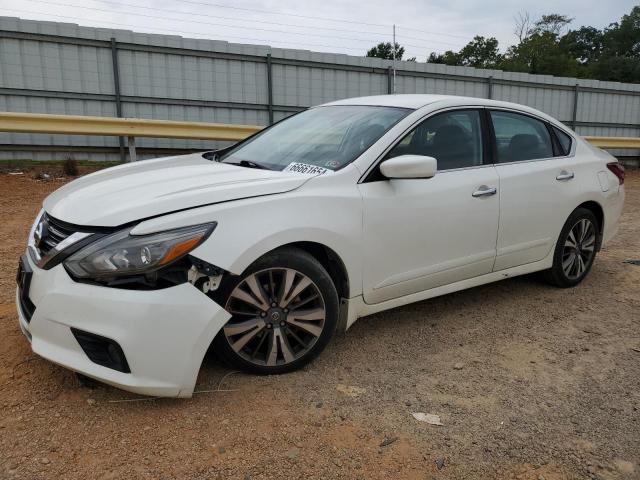  NISSAN ALTIMA 2017 White