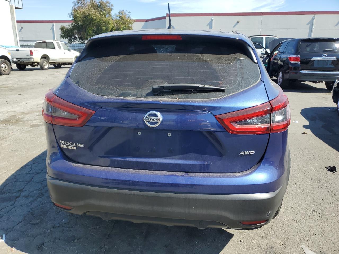 2021 Nissan Rogue Sport S VIN: JN1BJ1AW3MW427225 Lot: 65825934