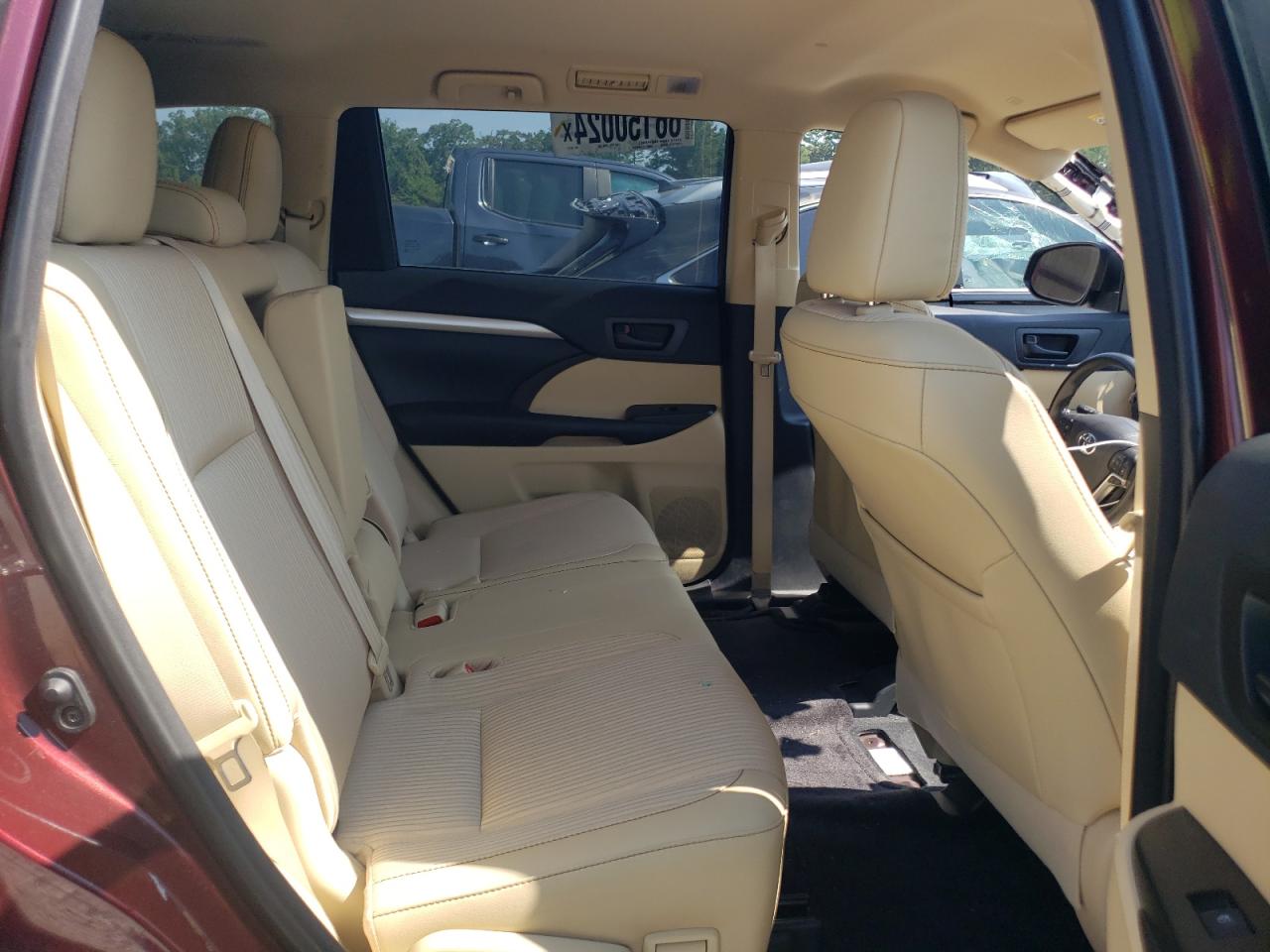 2018 Toyota Highlander Le VIN: 5TDZZRFH7JS287673 Lot: 66150024