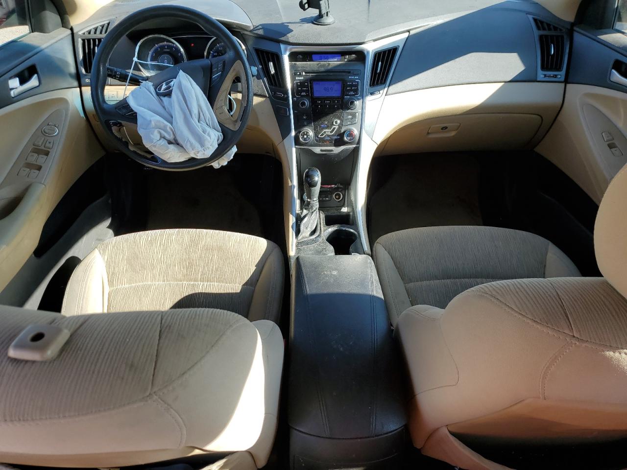 2011 Hyundai Sonata - Image 8