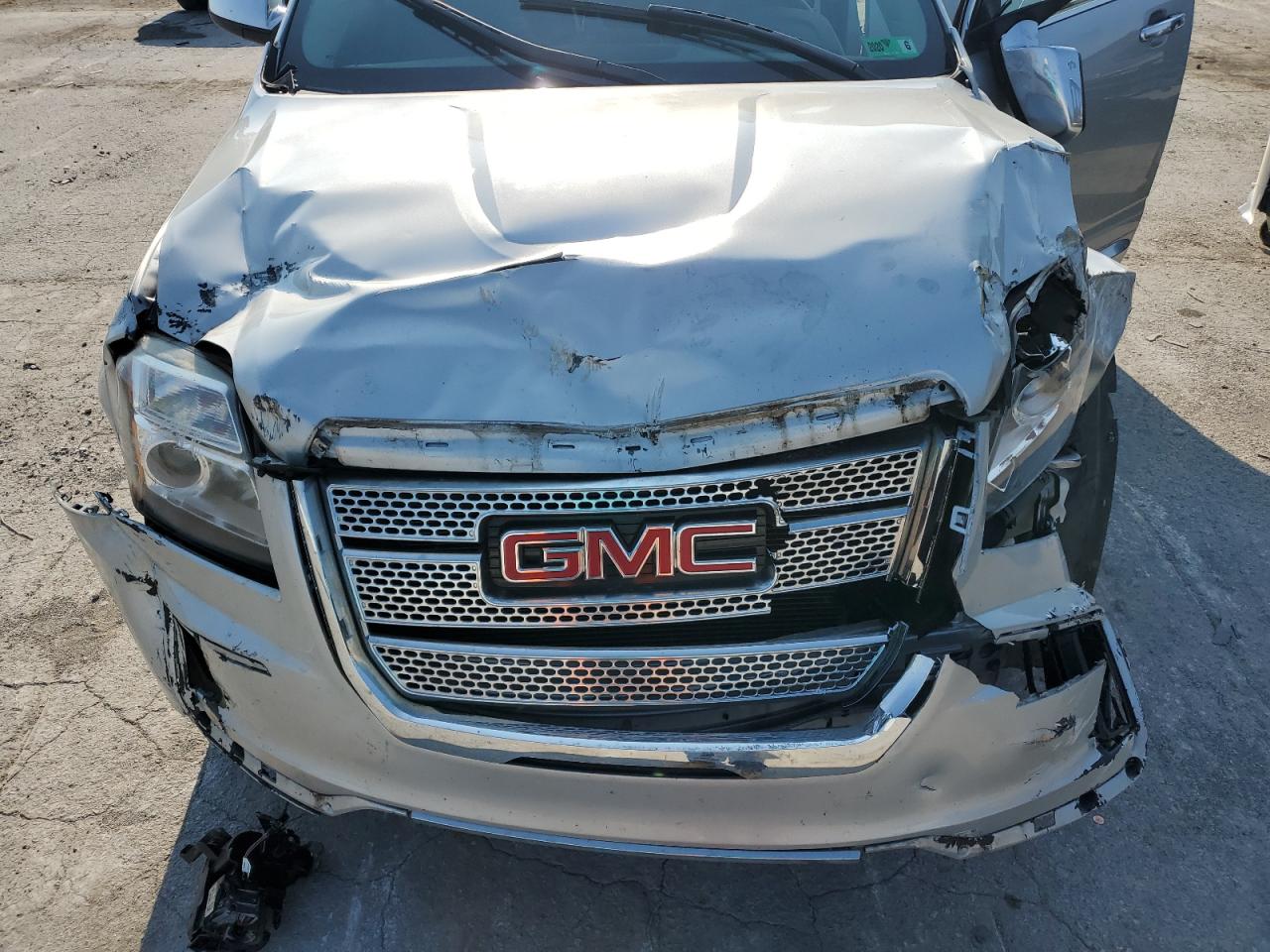 2017 GMC Terrain Denali VIN: 2GKFLVE33H6102336 Lot: 69313114