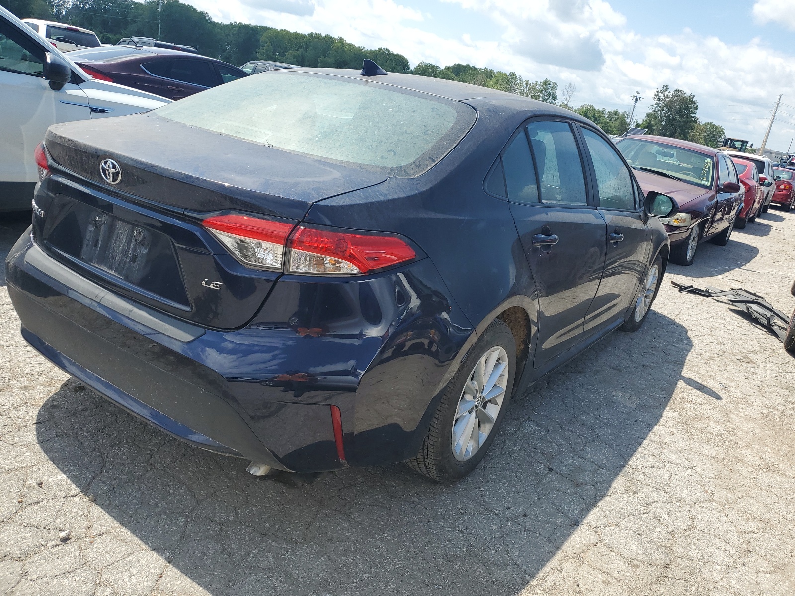 2022 Toyota Corolla Le vin: 5YFVPMAE4NP347556