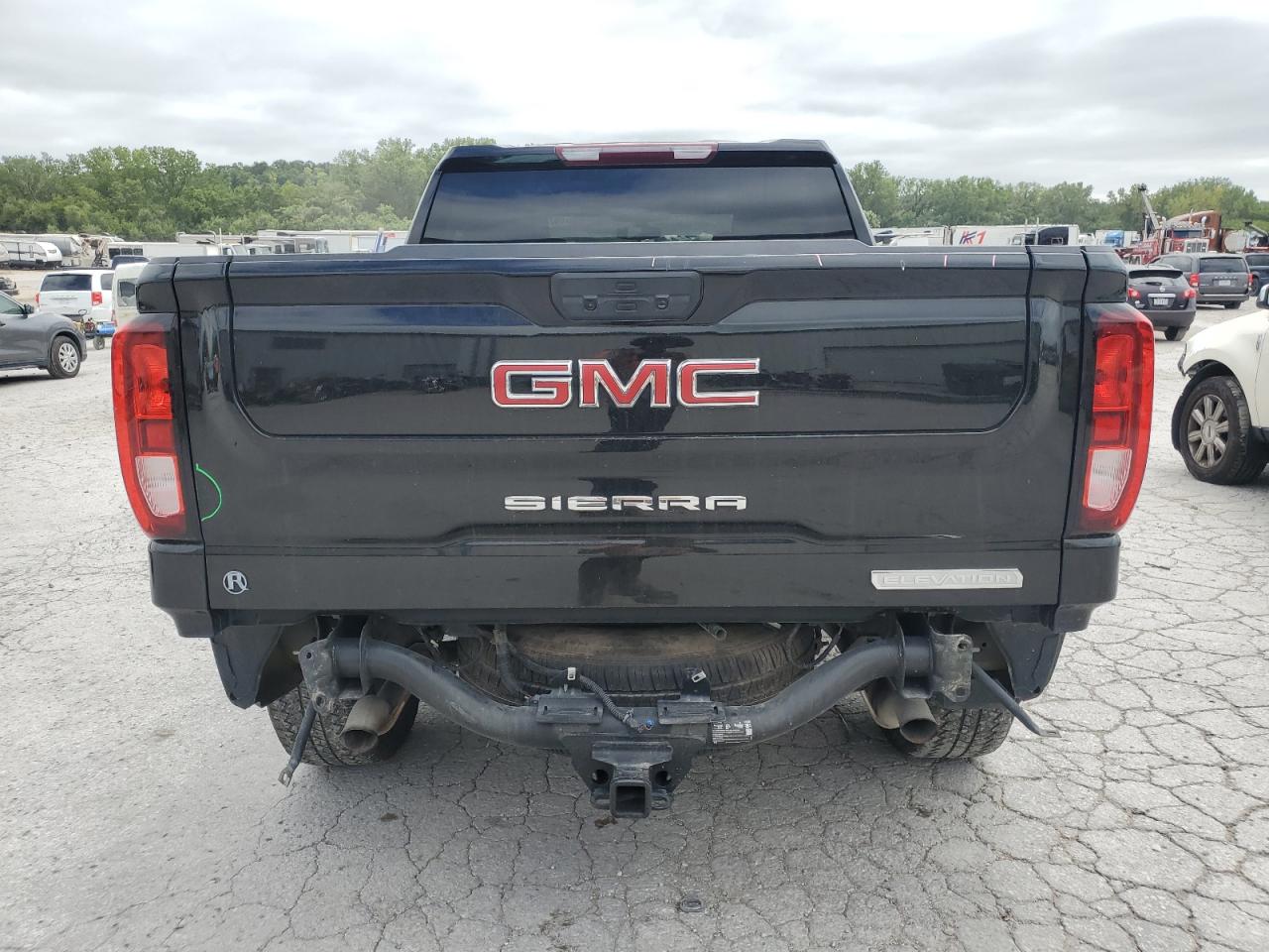 3GTU9CED0NG218334 2022 GMC Sierra Limited K1500 Elevation