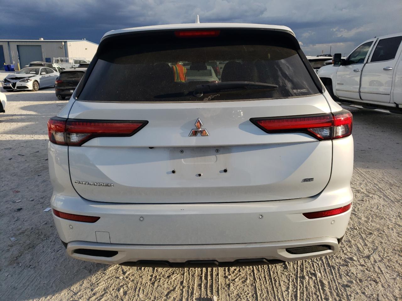 2022 Mitsubishi Outlander Se VIN: JA4J4UA88NZ017212 Lot: 69219334