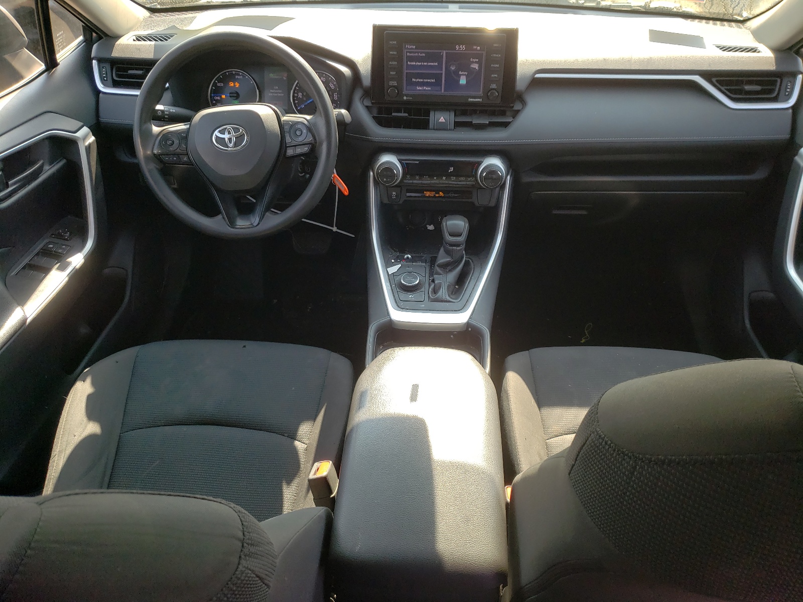 JTMLWRFV5MD125142 2021 Toyota Rav4 Le